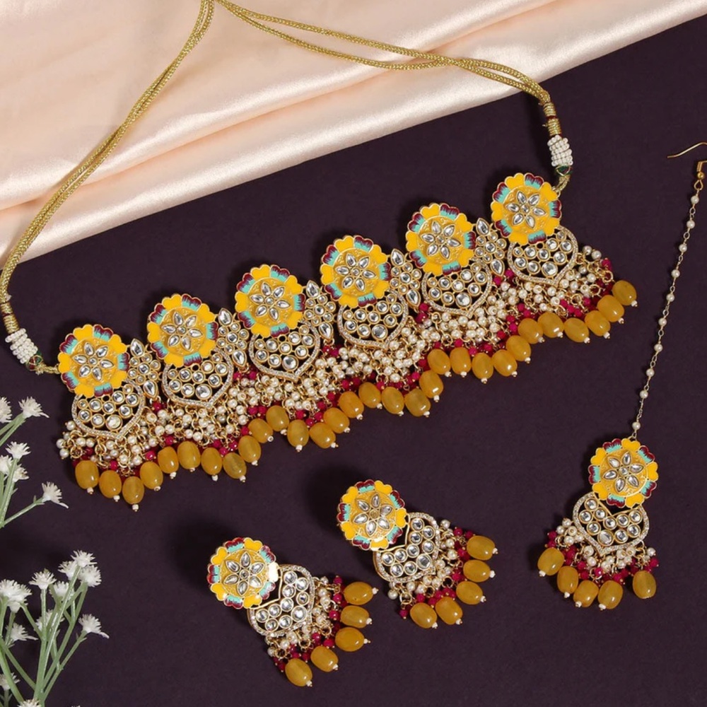 Haldi choker set with MaangTika